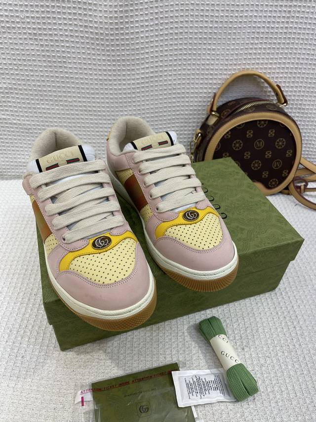 Gucci NFC-enabled distressed sneakers with barcode chip - High-quality series -