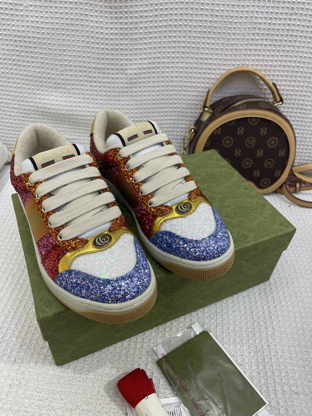 Gucci NFC-enabled distressed sneakers with barcode chip - High-quality series di