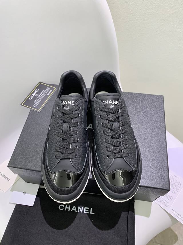 Sizes 35-40. Custom-made Chanel 2025 new German Trainer shoes are here, absolut