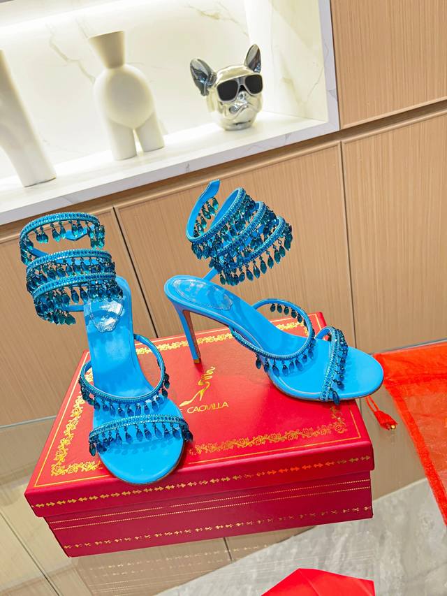 Rene Caovilla's high-end Spring/Summer collection is a wildly popular item, feat