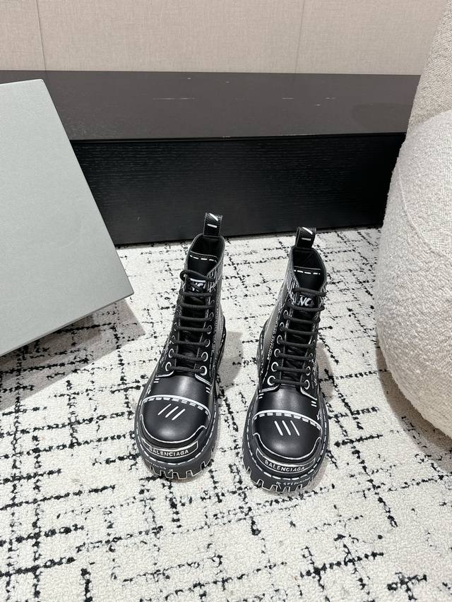 Couple Style Balenciaga 24 Bulldozer Boots Graffiti Ankle Boots Balenciaga's de