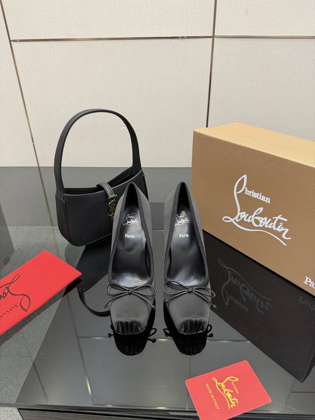 Christian Loubottin 25 New Square Toe Ballet High Heels These high-end strappy h