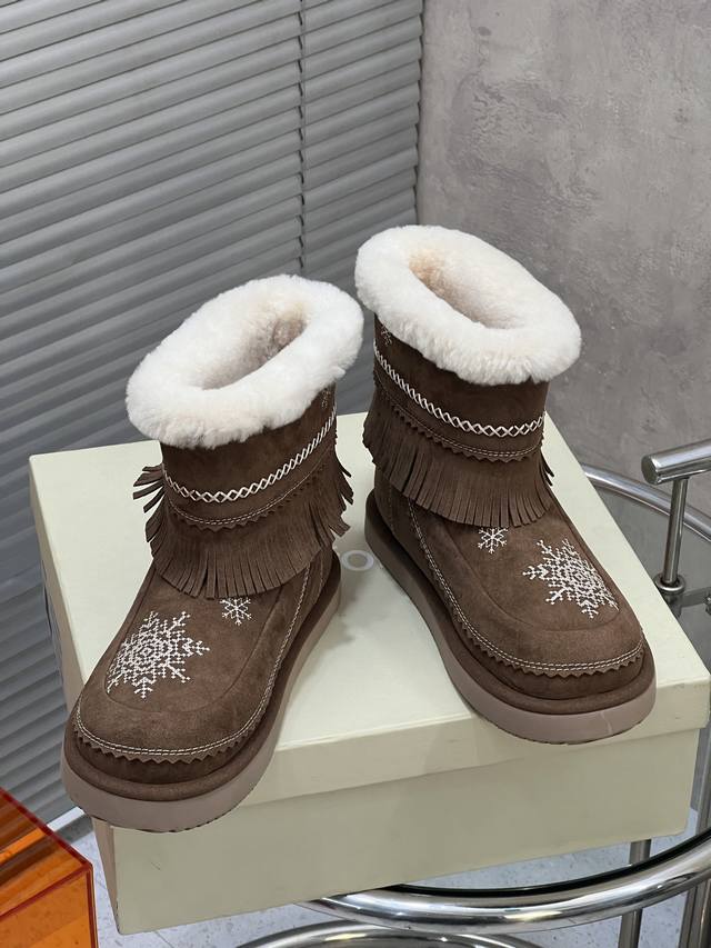 Factory Direct Unfolio New Thick-Soled Snow Boots with swaying tassels and snow