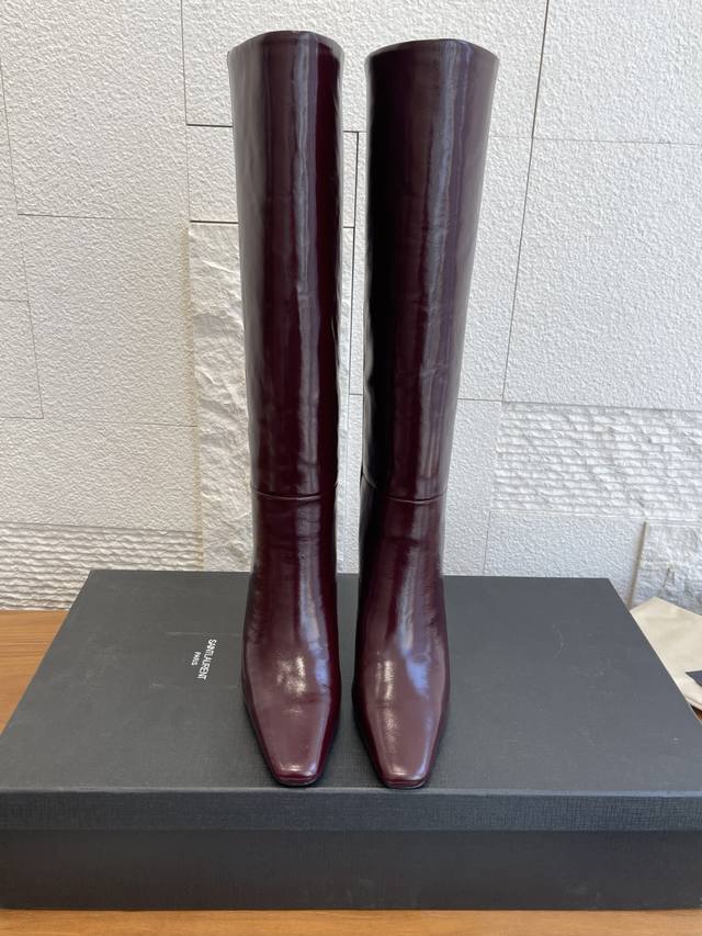 Top-tier version: Saint Laurent 25Ss Fall/Winter New Pointed Toe Side Zipper Chu