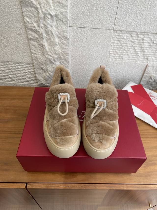 Top Version: Roger Vivier 25Ss Autumn/Winter New Viv' Up Suede Leather Sporty Ca