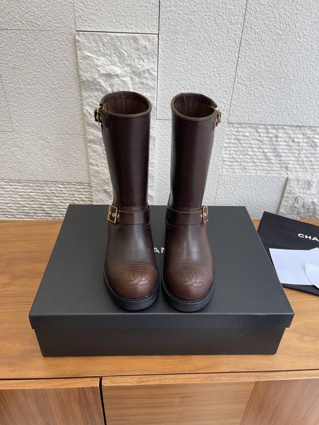 Top-tier version: Dongguan import Chanel 2025 Fall/Winter New Vintage Riding Boo