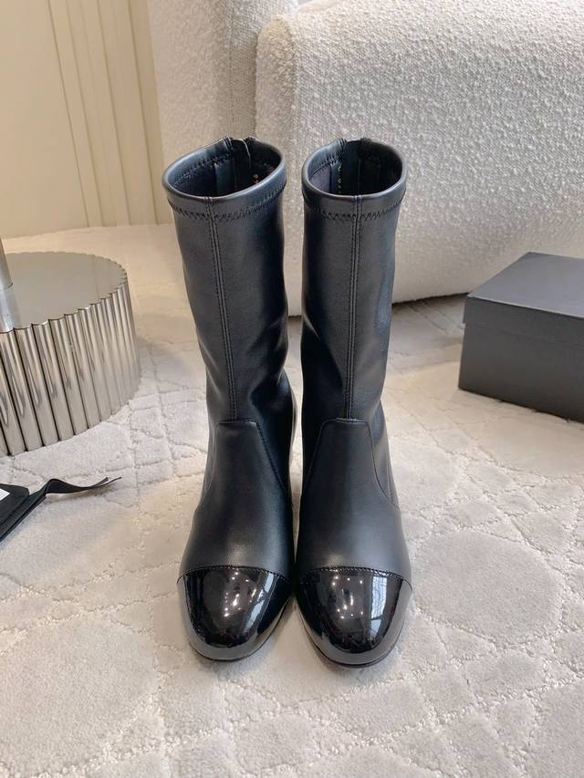 Single Shoes & Ankle Boots Chanel* Runway New Pearl Ball Heel Series. Chanel's