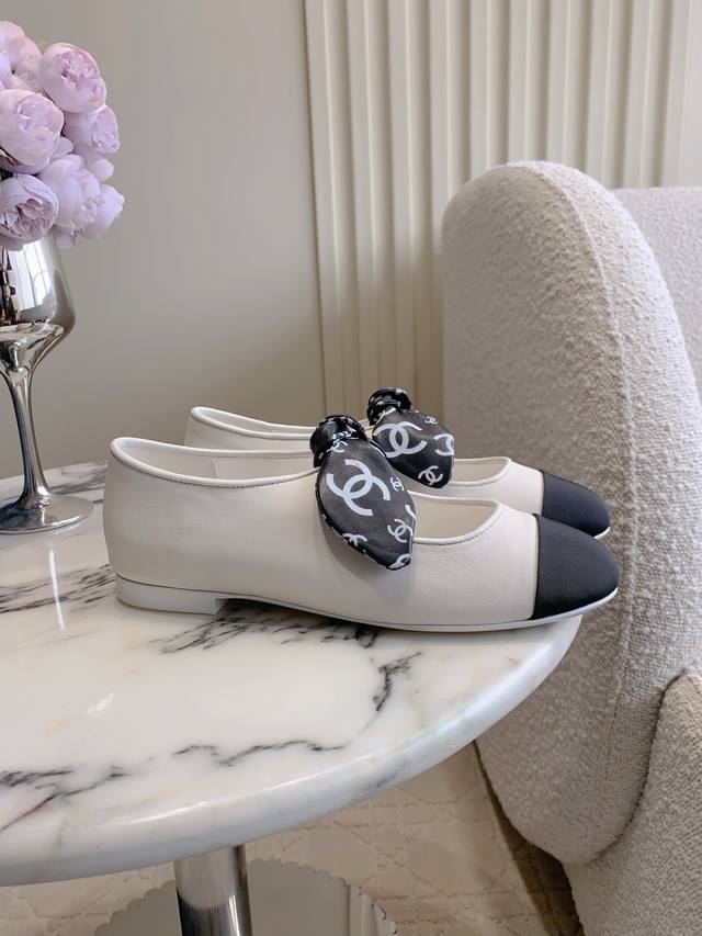 Factory Price p Chanel* New Bunny Ear Bow Mary Jane Shoes. Chanel's high-end fe