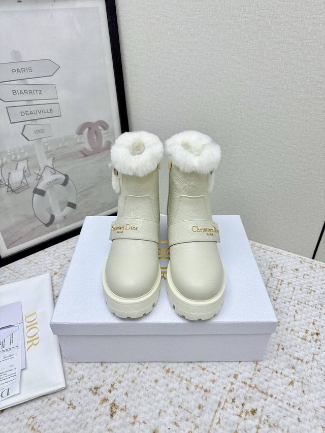 High-Quality Factory Replica Dior*R 2025 VS Early Autumn Classic Bestselling Bo