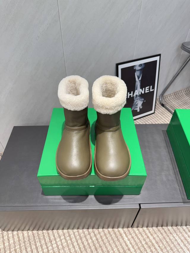 Factory Direct: Exclusive Top-Tier Version Boteca Venta 2025VS Autumn/Winter Ne