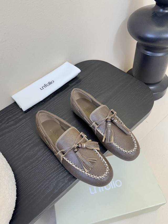 Unfoli* Retro Minimalist Tassel Flat Loafers Made of suede, soft to the touch wi