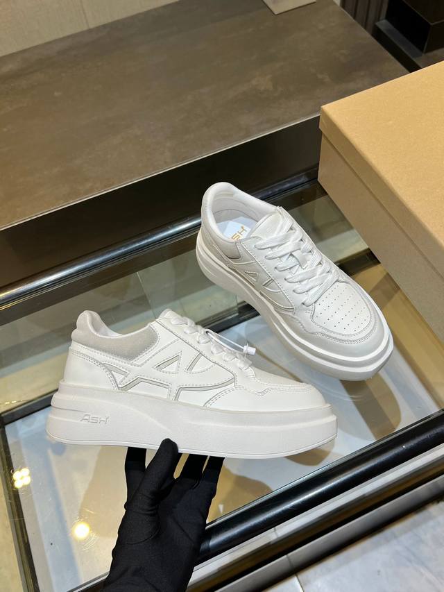 New Arrival: Ash Style No. 2506 Autumn Celebrity Style Casual Series. Features