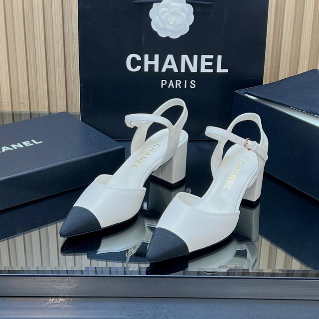 Factory direct price! Top quality! Chanel 25 new arrival, chunky heel pointed t
