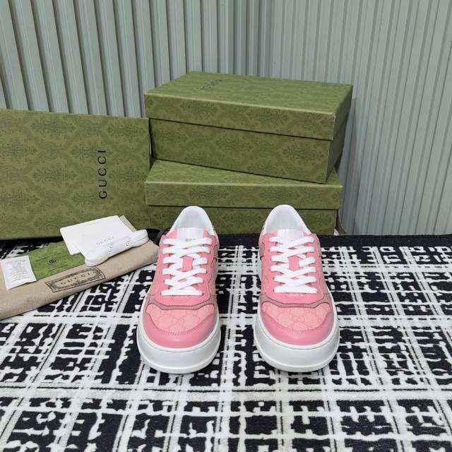 Factory price not -10 Gucci's latest biscuit shoes, hot-selling thick-soled whit