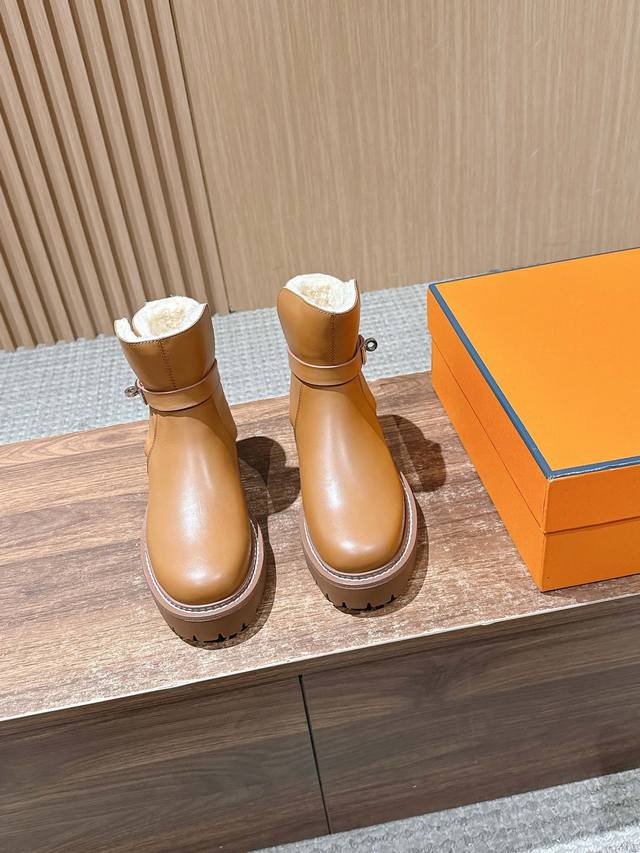 Hermes Leather Autumn/Winter Fleece-Lined Martin Boots with Metal Buckles The b