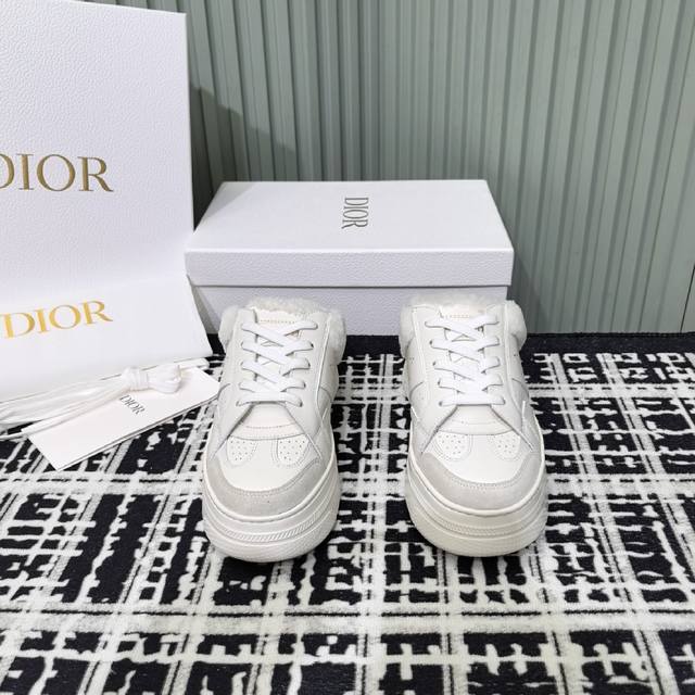 Retailer-grade Dior Fall/Winter New Style Furry Slippers - Classic, High-End, El