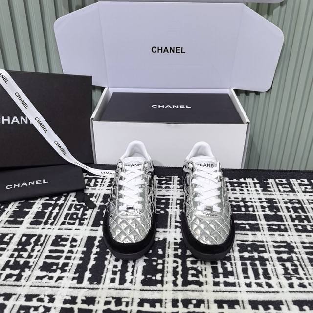 Top-tier women's sneakers from a proxy buyer * Chanel 5 latest diamond pattern t