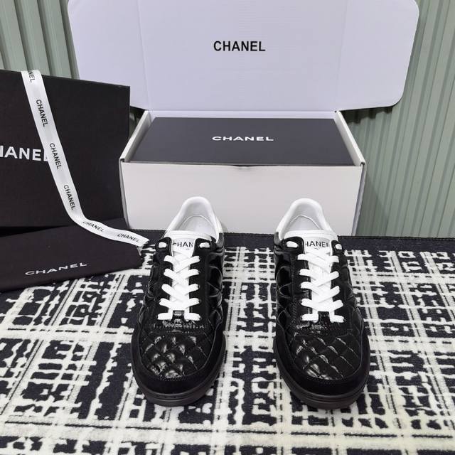 Top-tier women's and men's sneakers (DDD) * Chanel's latest diamond-patterned th