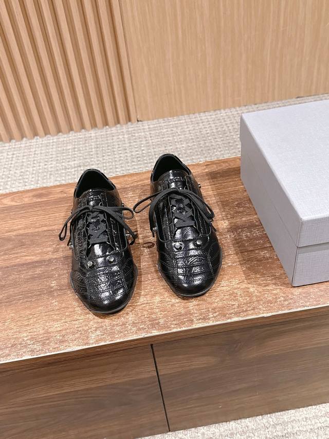 Balenciaga Retro Sporty Football Boots Based on retro football boots, these boot