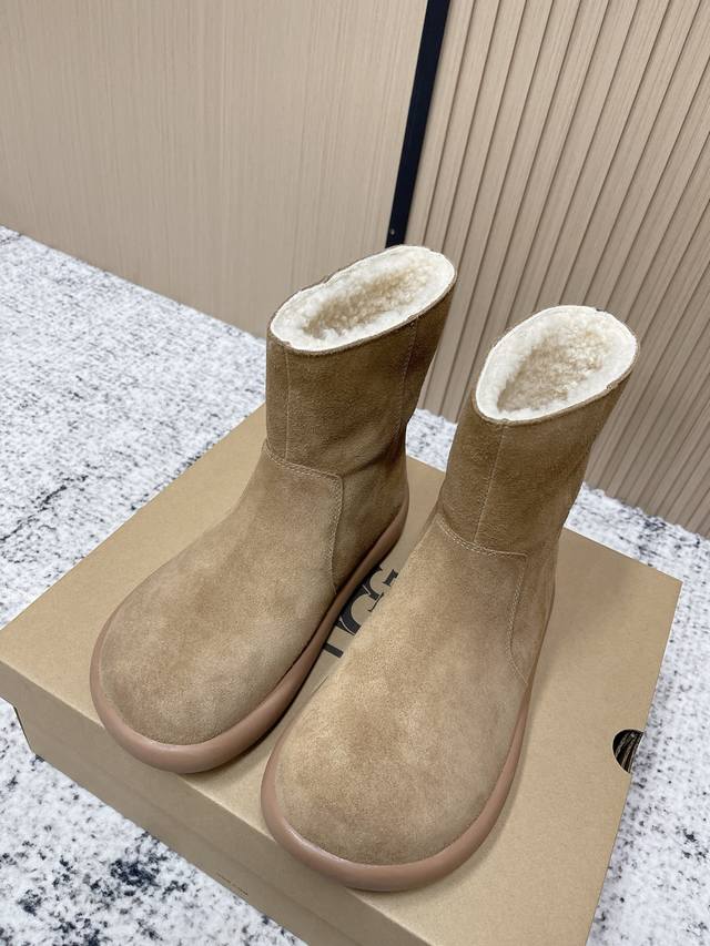 Top Version: Ugg's Latest Autumn/Winter Thick-Soled Snow Boots Many celebrities