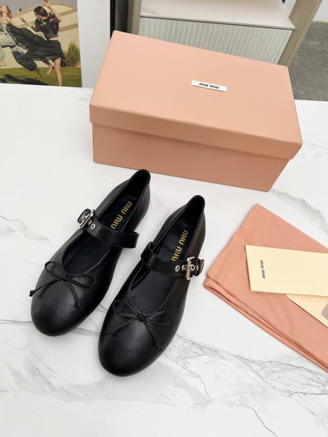 Factory Price (pp): 70Ssmiumiu Single Shoes Recommendation: Super comfortable M