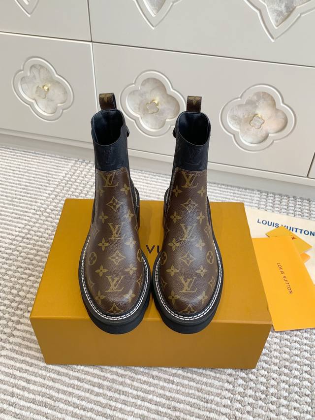 L Louis Vuitton Beaubourg Ankle Boots, Platform Chelsea Boots Top Quality The Lo