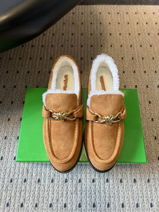 Top Quality Bottega Venet* Autumn/Winter New Flat Fleece Muffins The core featur