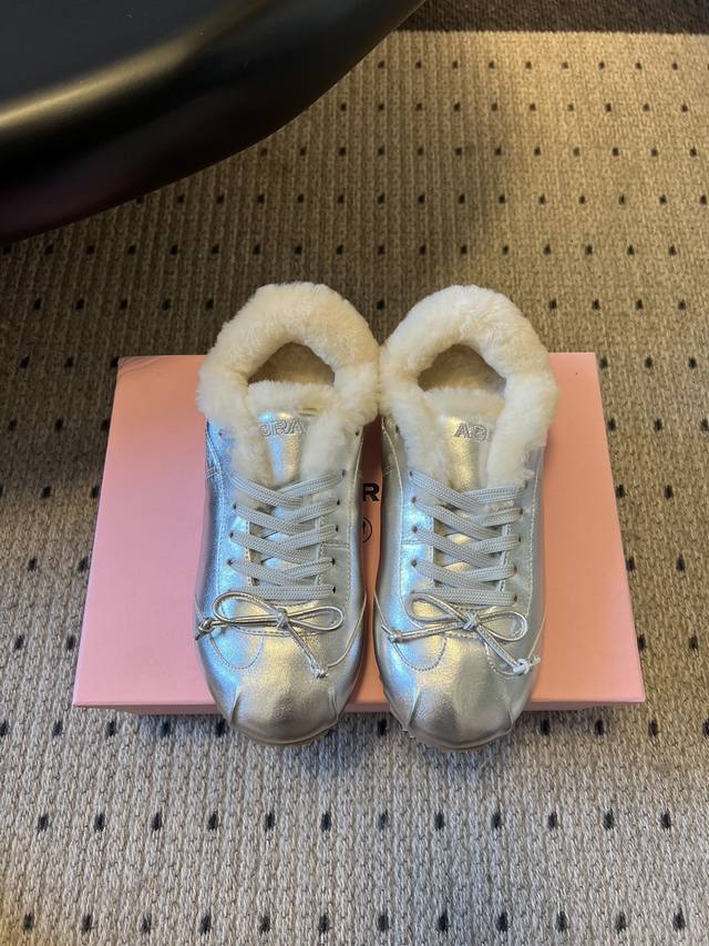 Abr* 25Ss Retro Fleece-Lined Round Toe Bow Flat Fleece-Lined German Training Sho