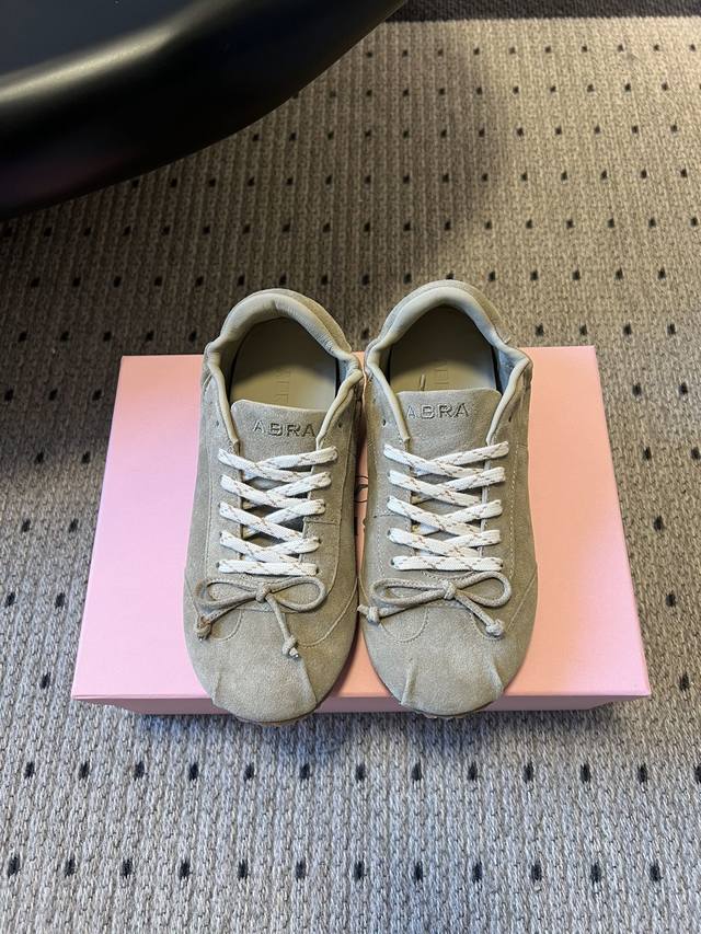 Abr* 25Ss Retro Round Toe Bow Flat Ballet Style German Trainer Shoes Combining t