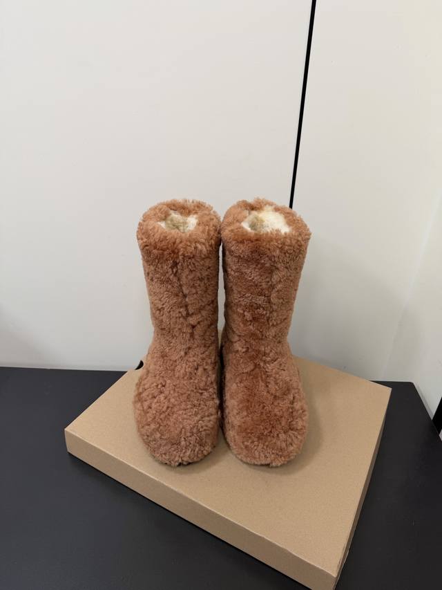 Ugg 2025 Autumn/Winter Lambswool Warm Snow Boots The most worthwhile boots to bu