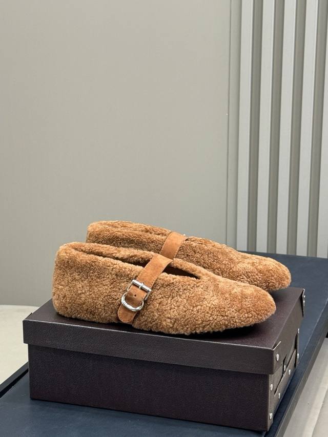 G101 Alaiafw25 New Arrival