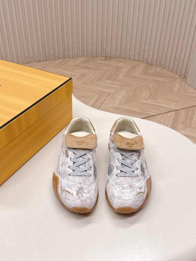 Selling women's and men's +10. Couple style Fendi latest retro Cortez sneakers,