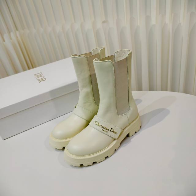 Dior 2025 Cruise New Mid-Calf Chelsea Boots, Platform Martin Boots. The latest h