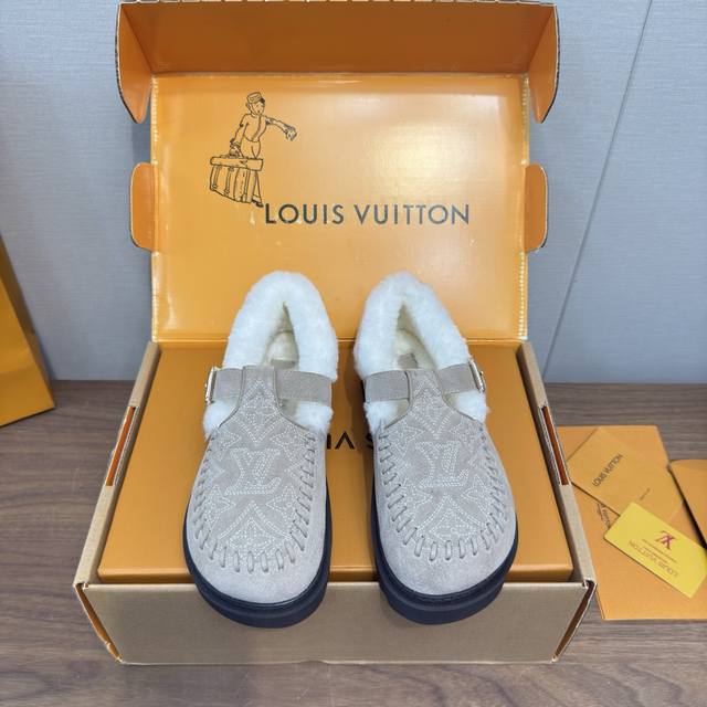 Top Quality Louis Vuitton 2025 New Autumn/Winter Wool Fur Slippers/Mules/Sandals