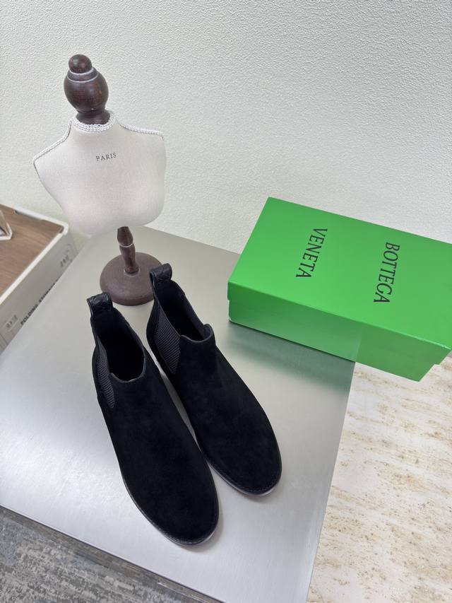 Bottega Venet* Dyed Genuine Leather Outsole Men's and Women's Astaire Chelsea El