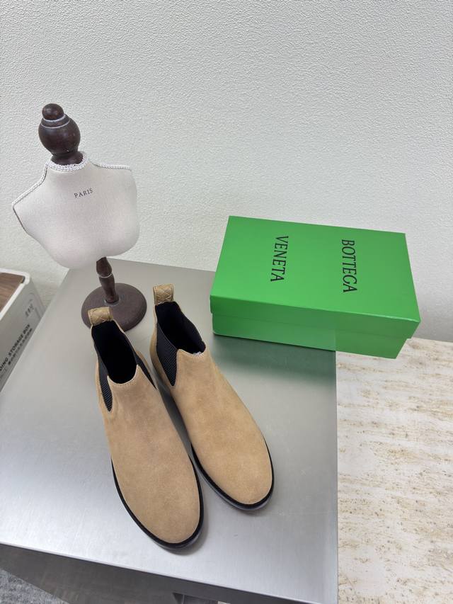 Bottega Venet* Dyed Genuine Leather Outsole Men's and Women's Astaire Chelsea El