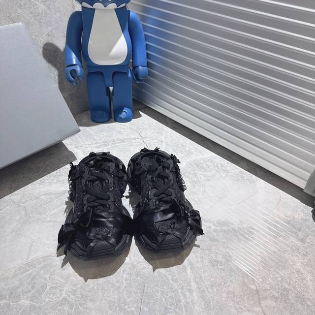 Top-quality factory-made Balenciaga 3XL lace bow slip-on black women's style. Si