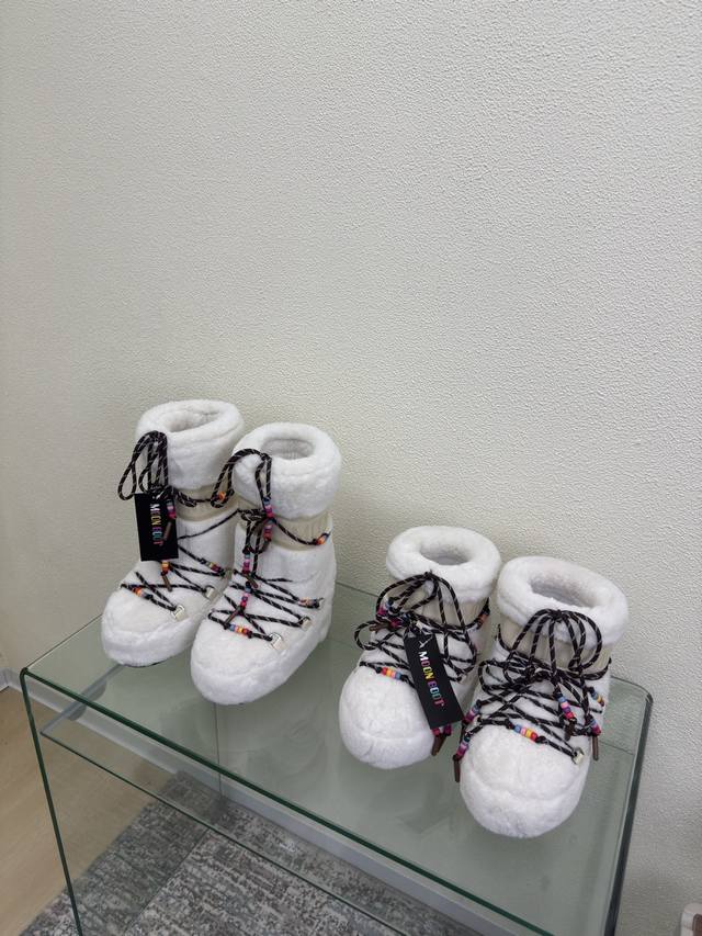 Moon Boots White Fleece Style Factory Price p Item worn by Wang Hedi and Yu Shux