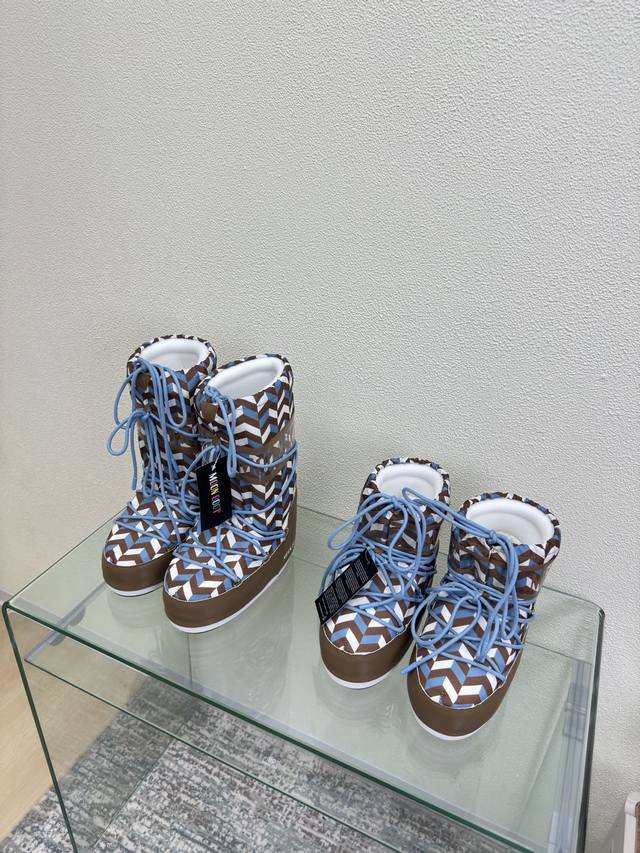 Moon Boots, Printed Plaid Style, Factory Price p Items worn by Wang Hedi and Yu