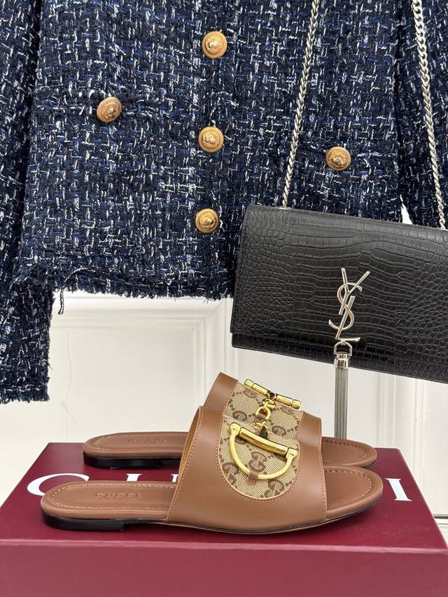 Factory Price Gucci Classic Monogram Horsebit Sandals The most worthwhile item t