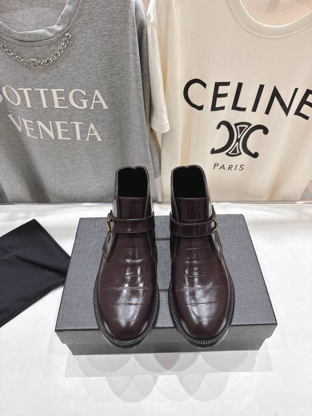 Saint Laurent YSL 25Ss Hot Selling Flat Brogue Chelsea Ankle Boots Loafers, New