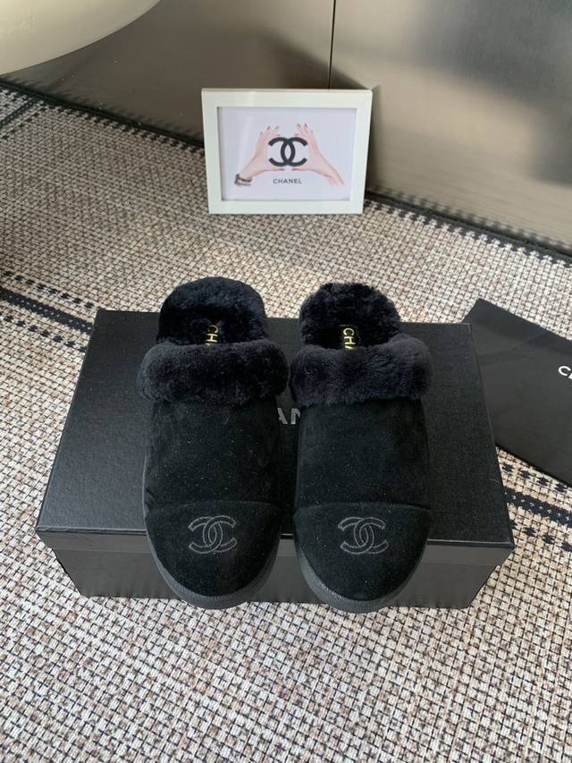 Chanel Fall/Winter New Style Furry Half-Slippers, High-Quality, Synchronized wit