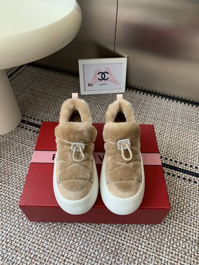 Roger Vivier Rv 25Wf New Thick-Soled Snow Boots Italian craftsmanship in the up