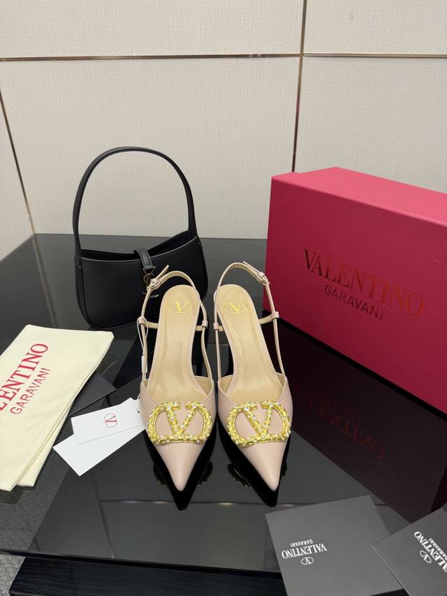 Valen~Tino's latest release, beautiful and versatile, with a small bow design on