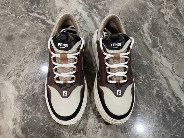 Factory Price (pp): Fendi 2025 Autumn New Style Half Slippers, Cowhide Leather