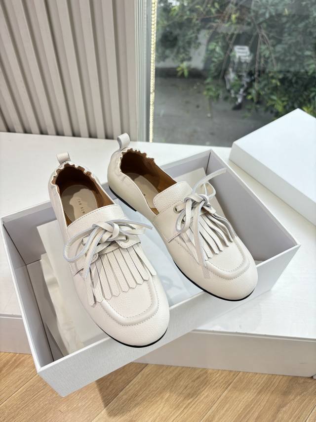 G028 The Row 25 New Flat Mary Jane Loafers. It's rare to see such exquisite craf