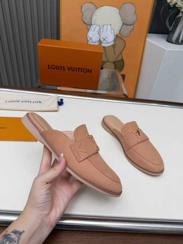Lv Classic Loafers, 26 styles. Imported suede upper. TPU outsole. Sizes 35-42. F
