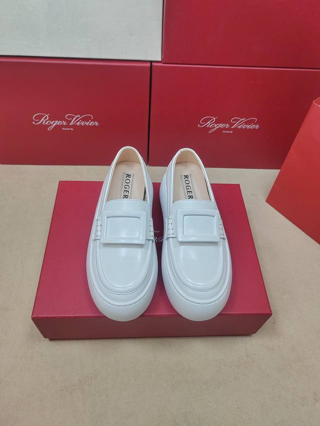 New Arrival at the Boutique: Rhinestone Buckle White Sneakers (Bread Shoes) Upp