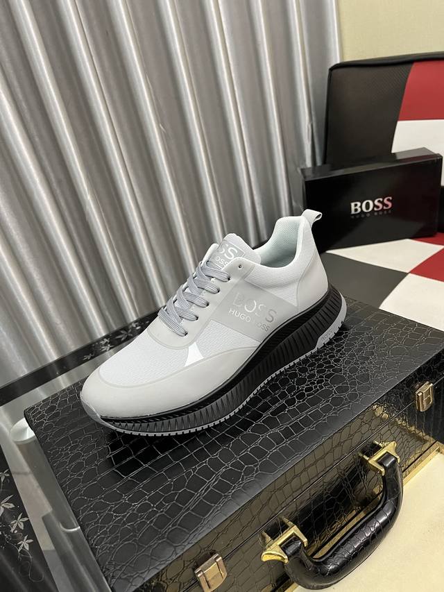 Boos Men's Casual Shoes, ultra-breathable and comfortable lining with fine workm