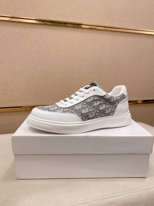 Factory direct price Dior new casual sportswear men's shoes, brand new spring/s